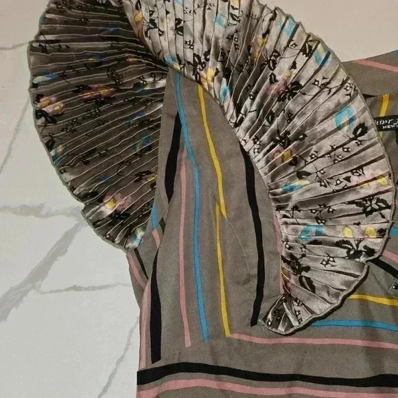 VTG Betsy Johnson Silk Floral Striped Ruffle Black Label Dress Size 4 - Picture 13 of 16